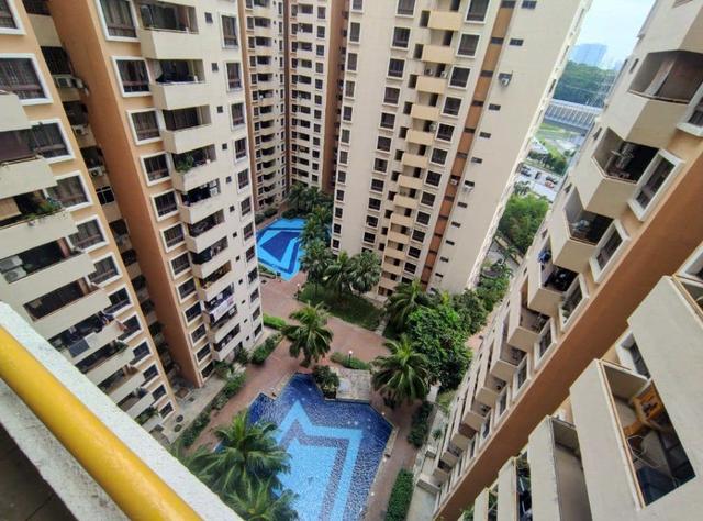 Palm Spring Damansara photo