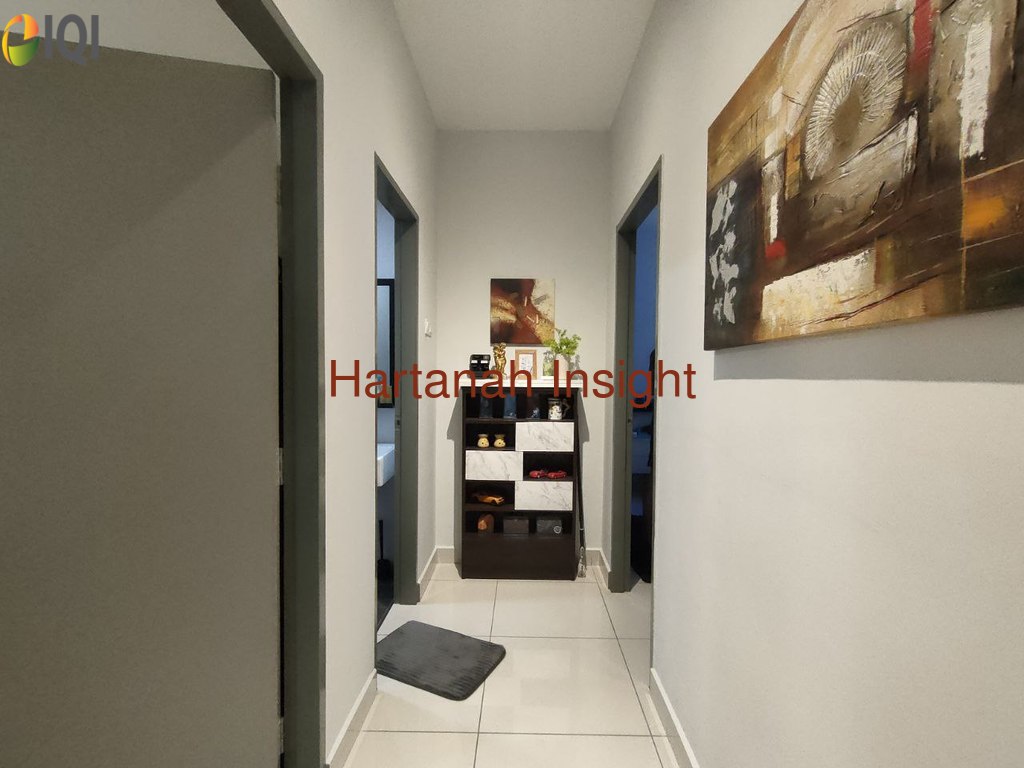 Aurora Residence Lakeside image