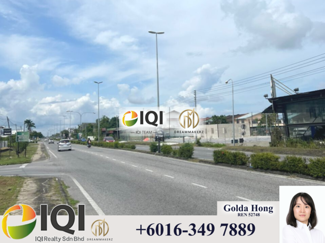 ใFOR SALEใ3rd 1/2 Mile Batu Kawa Main Road 1st Lot 3 Mixed Zone Lands For Sale image