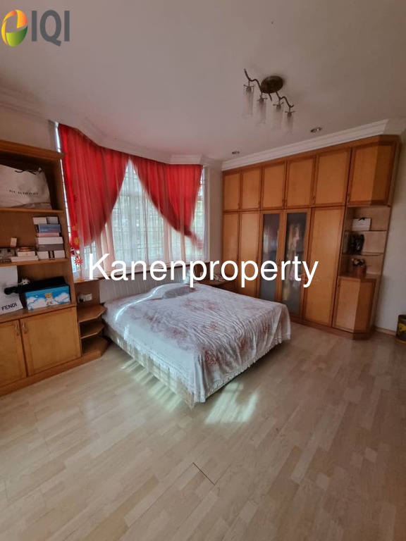 Bungalow Near Lake Garden Taiping For Sale image