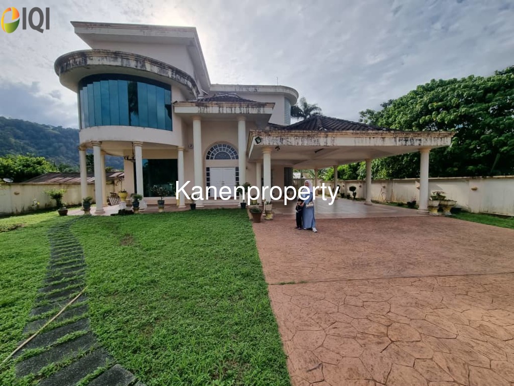 Bungalow Near Lake Garden Taiping For Sale image