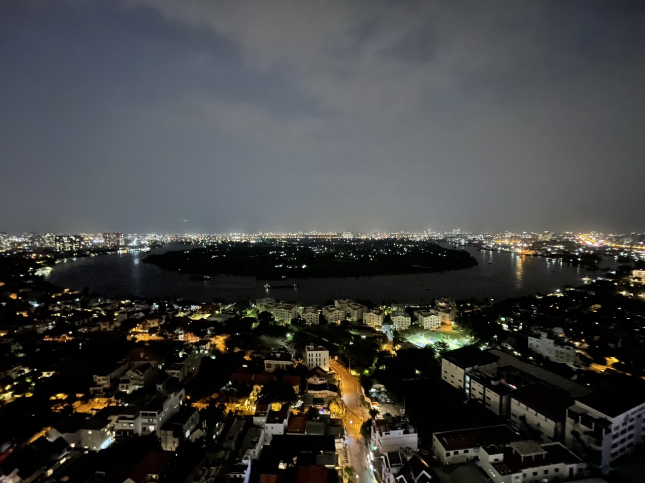 Q2 THAO DIEN, 4 BEDROOMS, FULLY FURNISHED, RIVER VIEW image