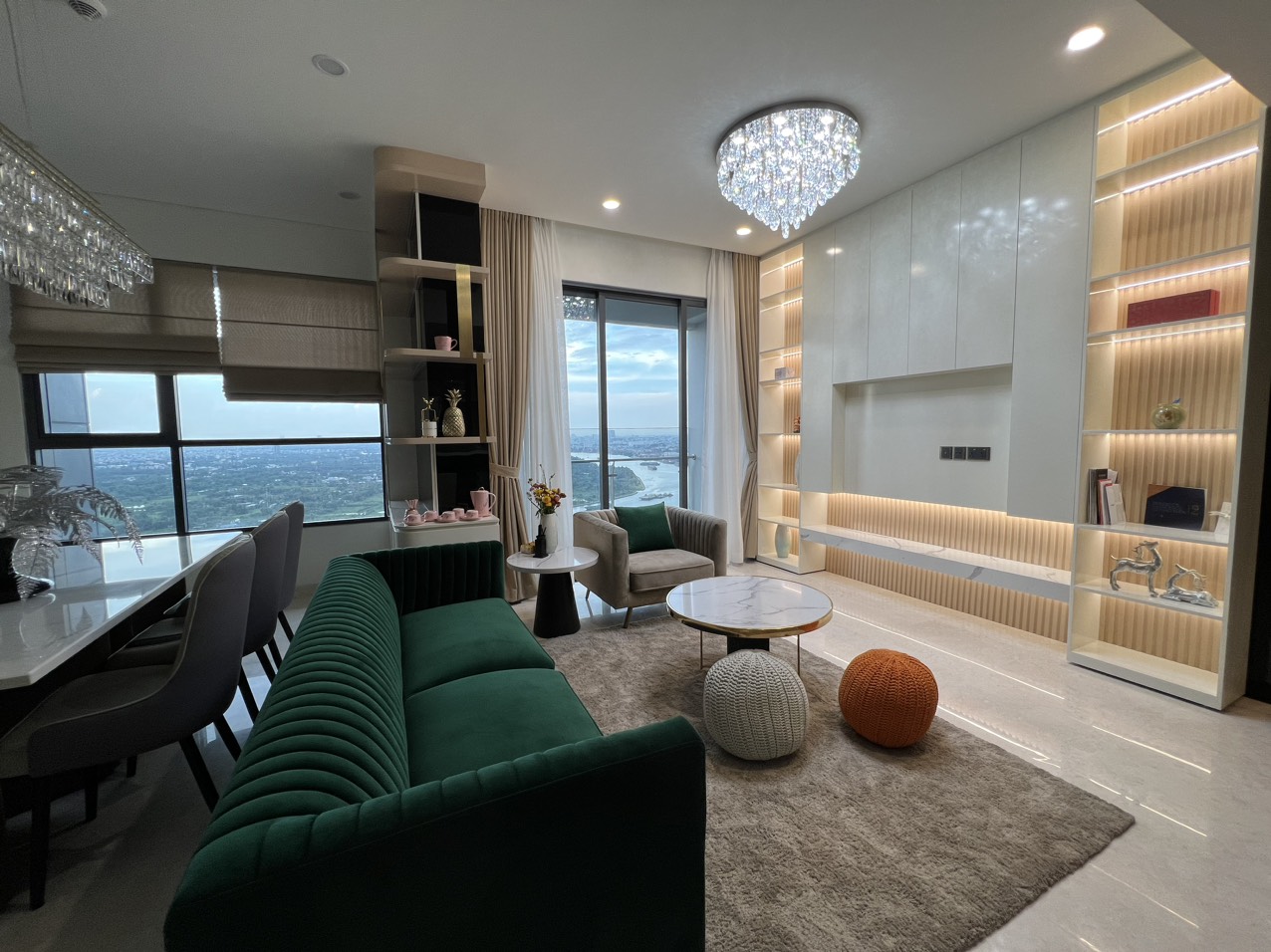 Q2 THAO DIEN, 4 BEDROOMS, FULLY FURNISHED, RIVER VIEW image