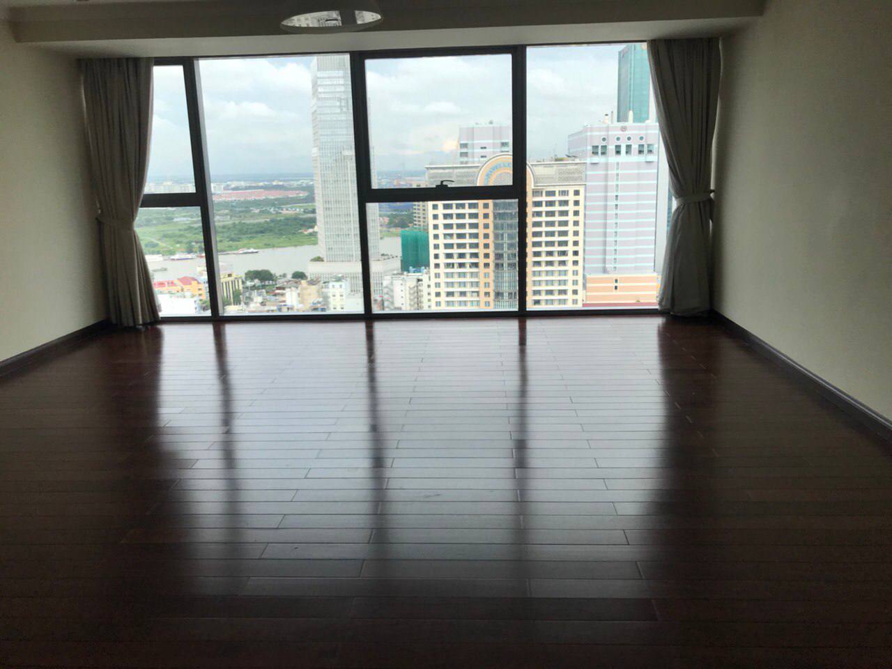 VINCOM ĐỒNG KHỞI QUẬN 1, 3 PHÒNG NGỦ, BÀN GIAO CƠ BẢN, VIEW Q1, SÔNG VÀ THỦ THIÊM image