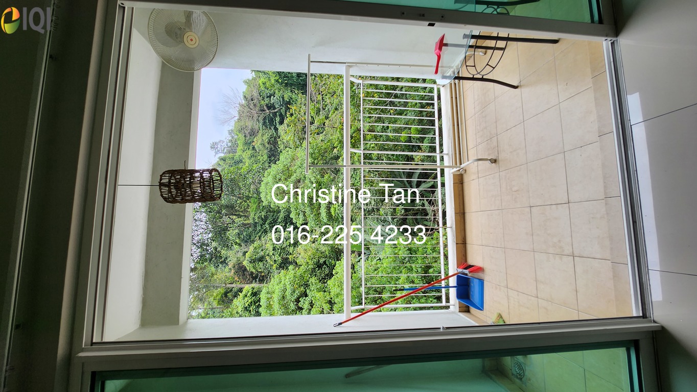 Metropolitan Square image