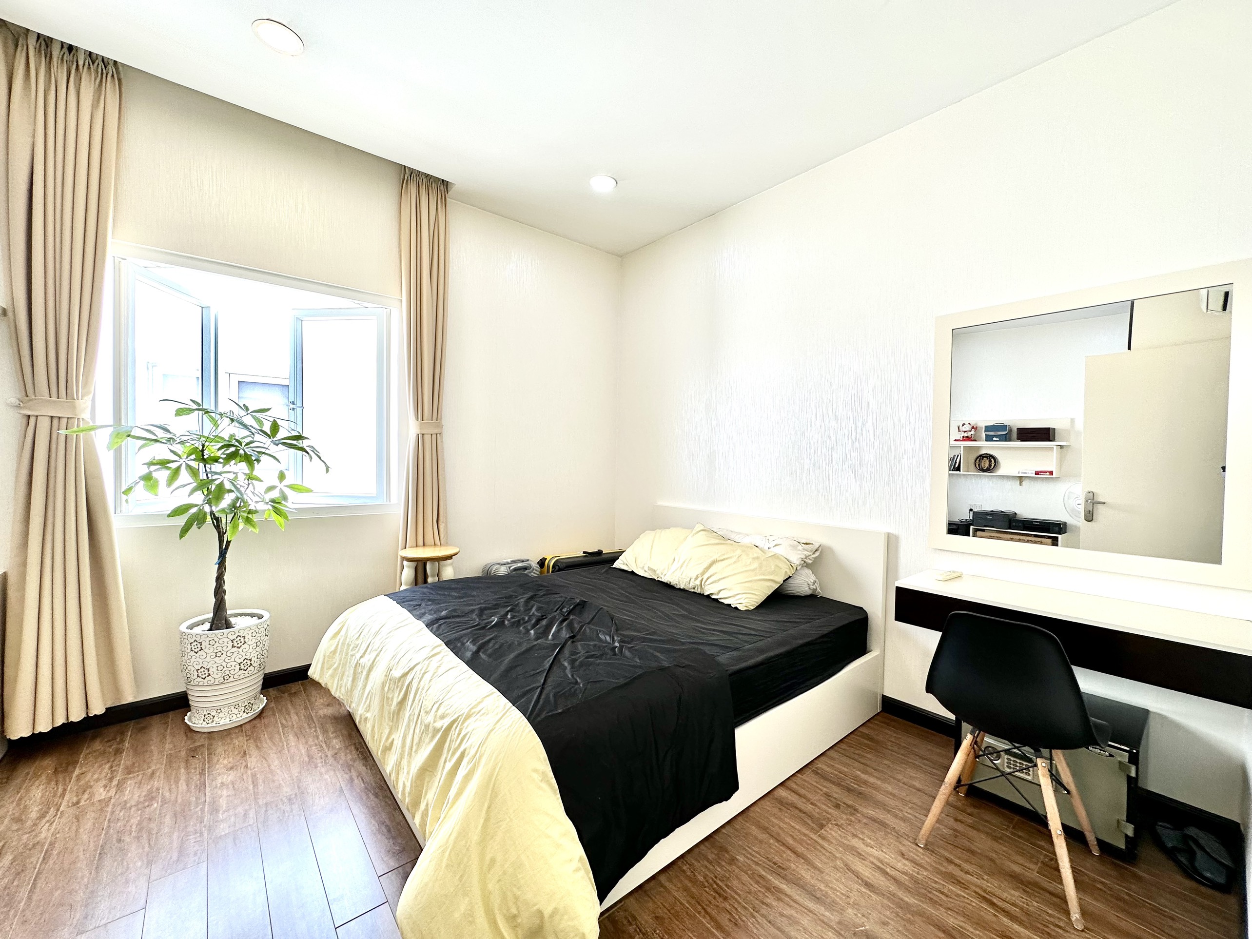 Melosa Khang Điền, 4 Phòng ngủ, 1 trệt 2 lầu, Full nội thất cao cấp, Gần công viên image