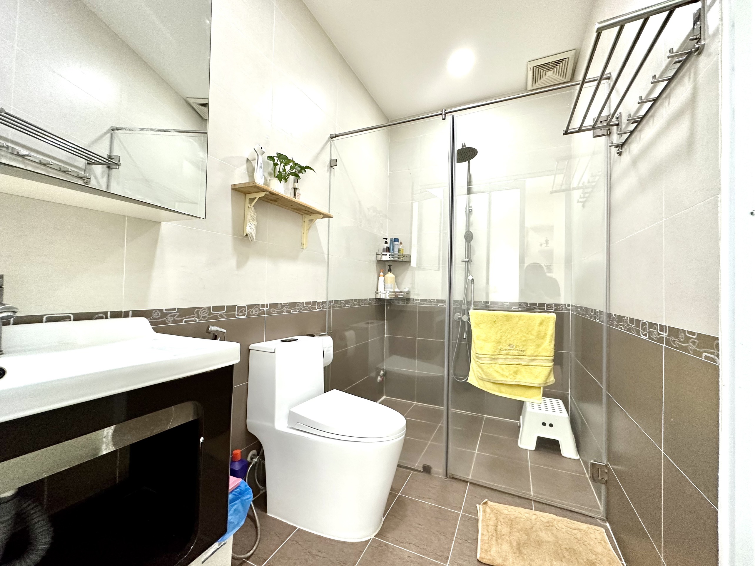 Melosa Khang Điền, 4 Phòng ngủ, 1 trệt 2 lầu, Full nội thất cao cấp, Gần công viên image