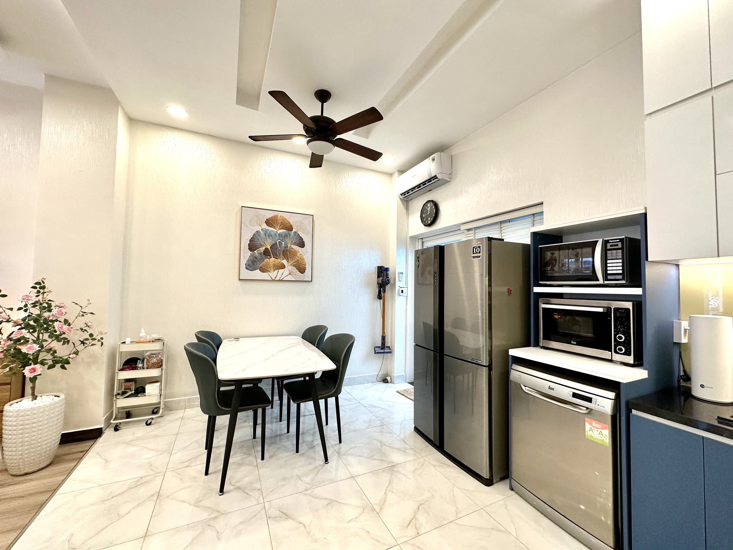 Melosa Khang Điền, 4 Phòng ngủ, 1 trệt 2 lầu, Full nội thất cao cấp, Gần công viên image