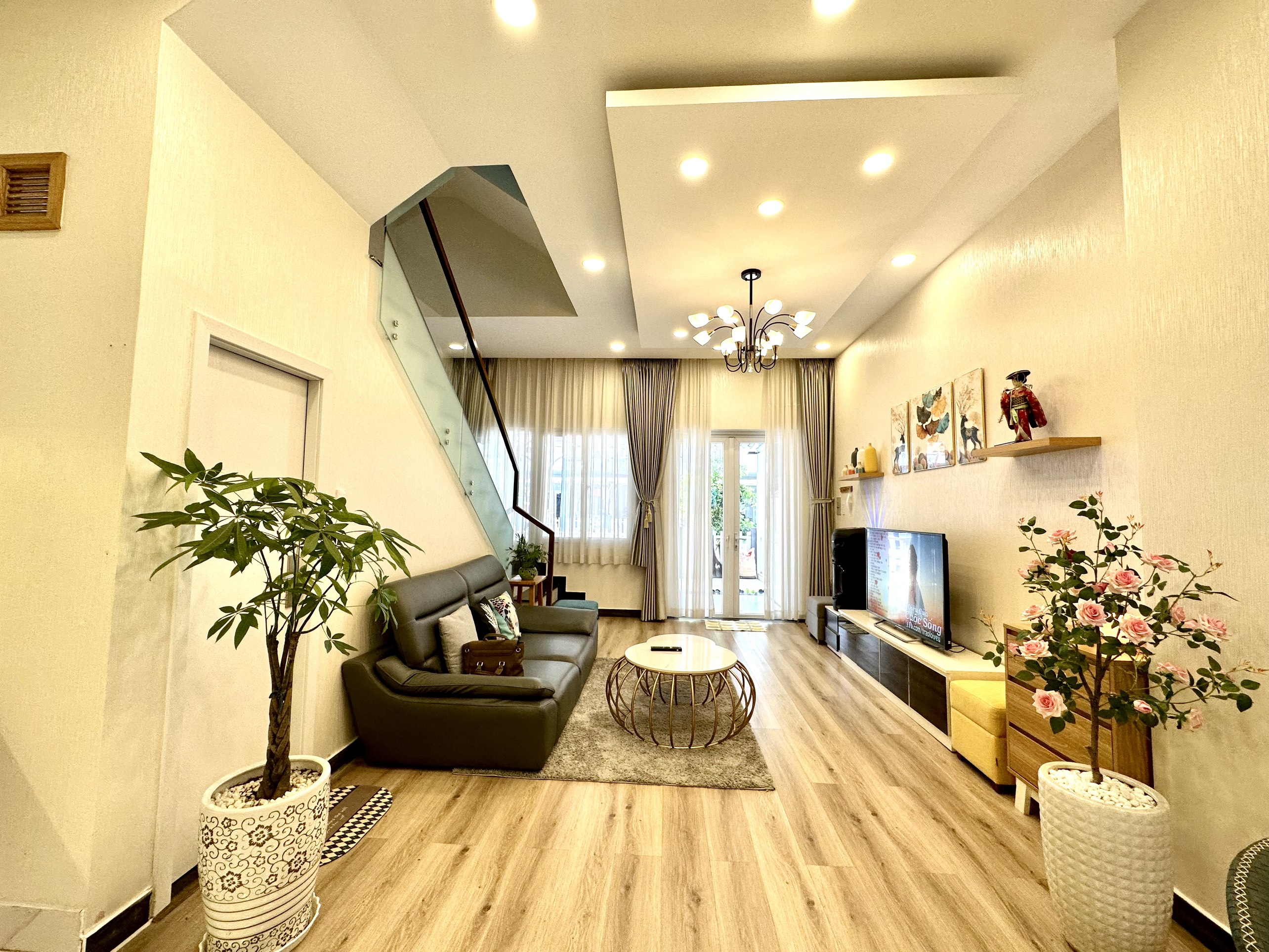 Melosa Khang Điền, 4 Phòng ngủ, 1 trệt 2 lầu, Full nội thất cao cấp, Gần công viên image