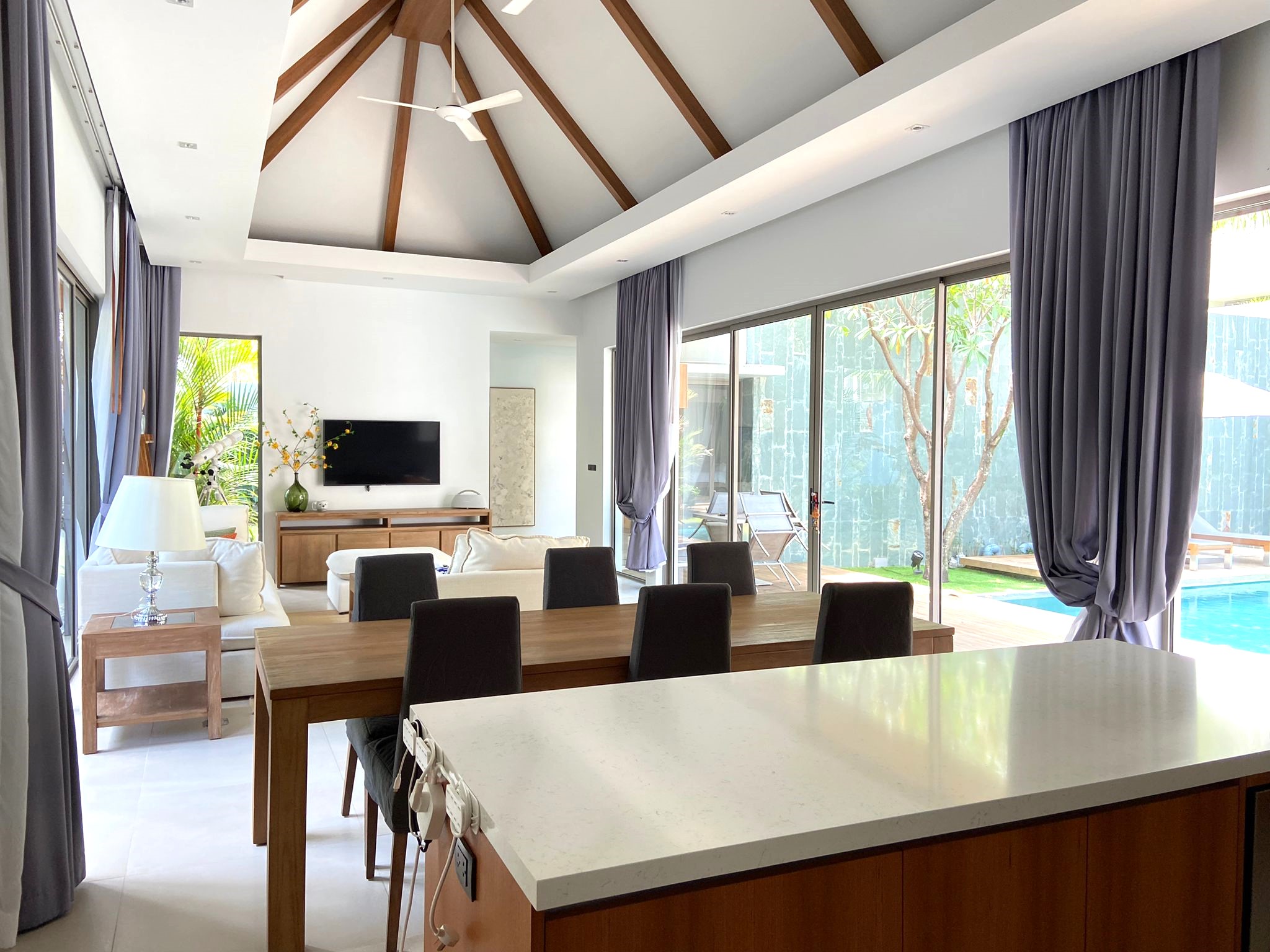 Three Bedroom Anchan Grand Residence Villa for Sale in Phuket (SUD-1137) image