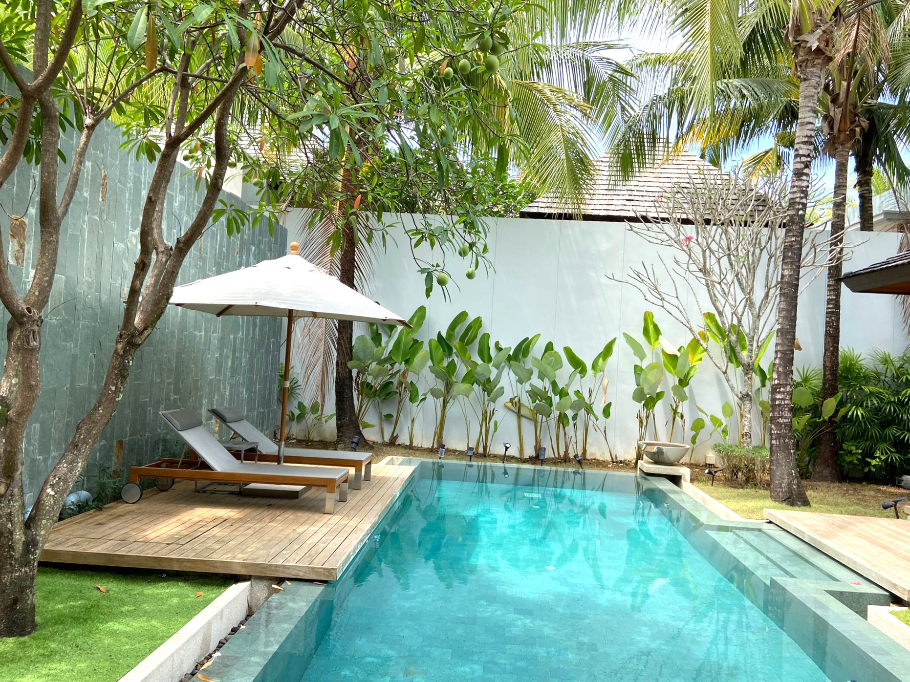 Three Bedroom Anchan Grand Residence Villa for Sale in Phuket (SUD-1137) image