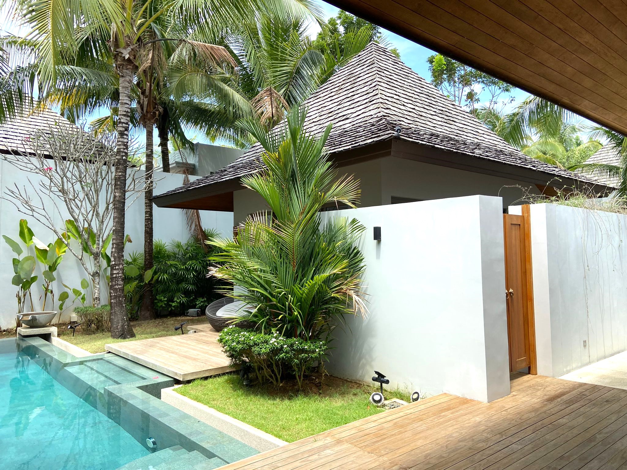 Three Bedroom Anchan Grand Residence Villa for Sale in Phuket (SUD-1137) image