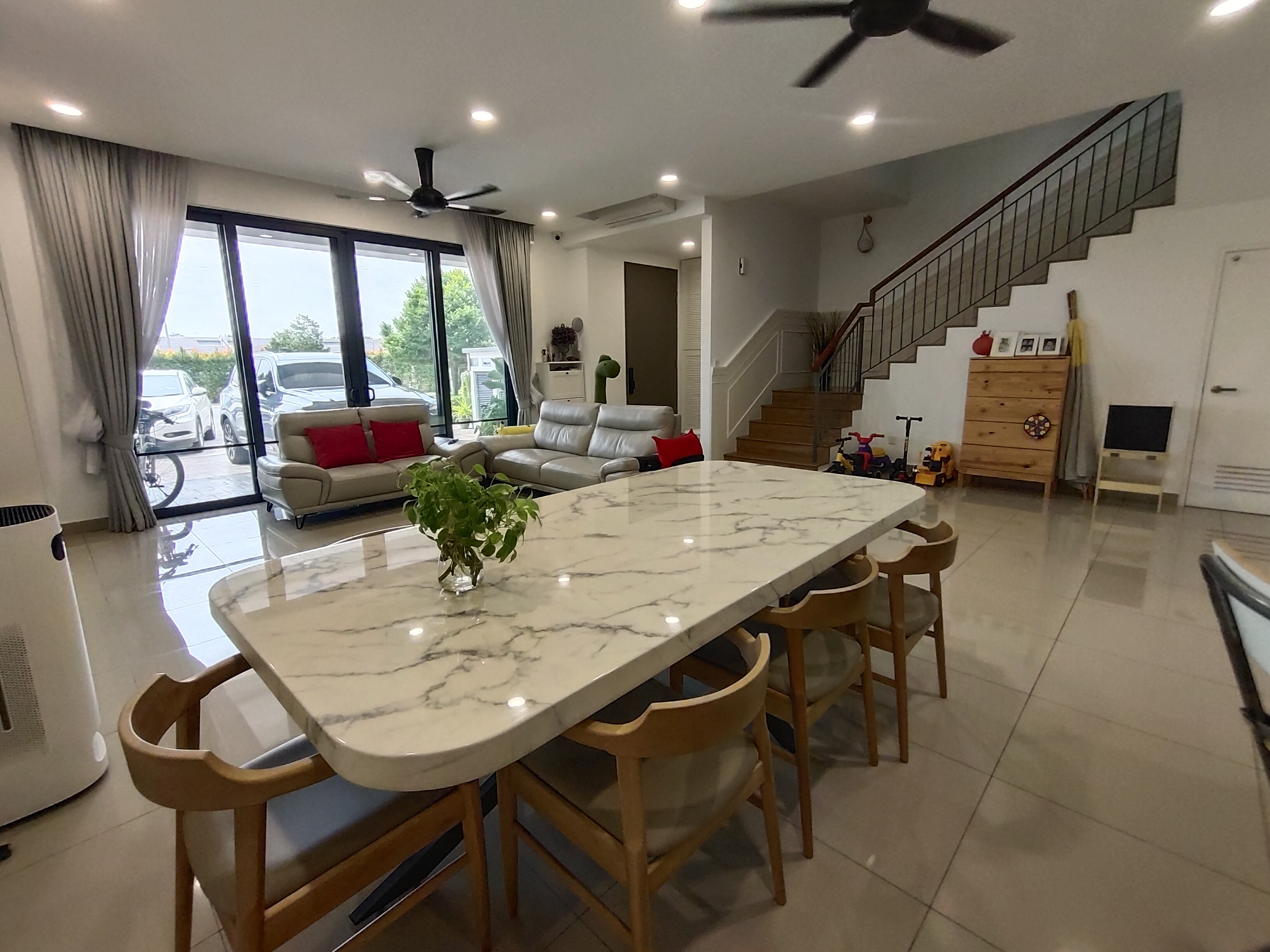 Lucent Residence @ twentyfive.7 image