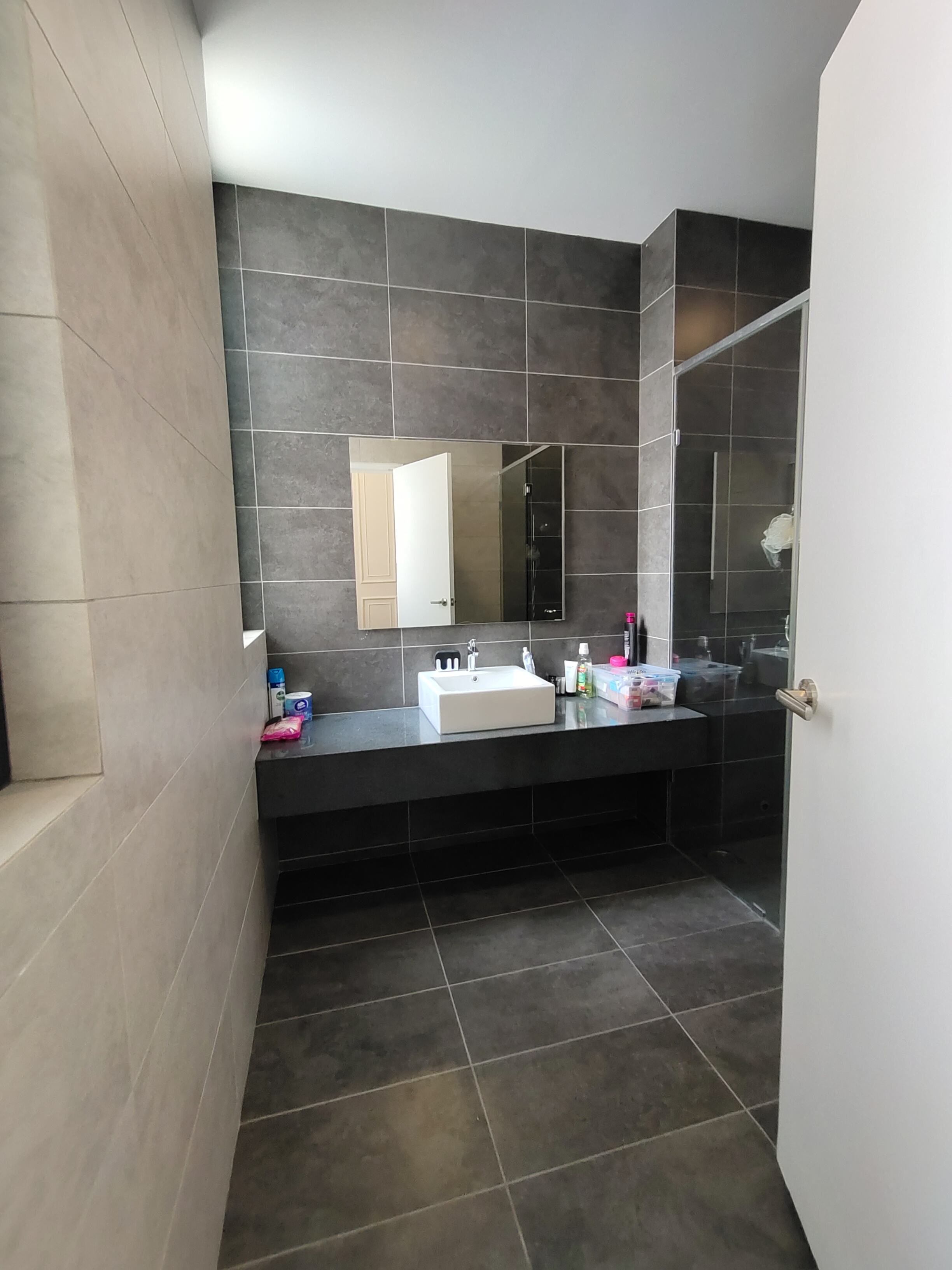 Lucent Residence @ twentyfive.7 image