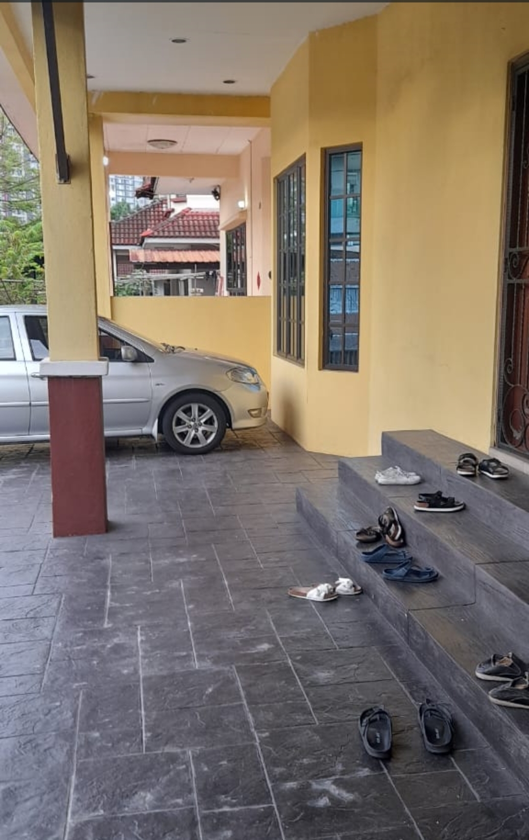Taman Yarl  Double storey Semi-Detached house image