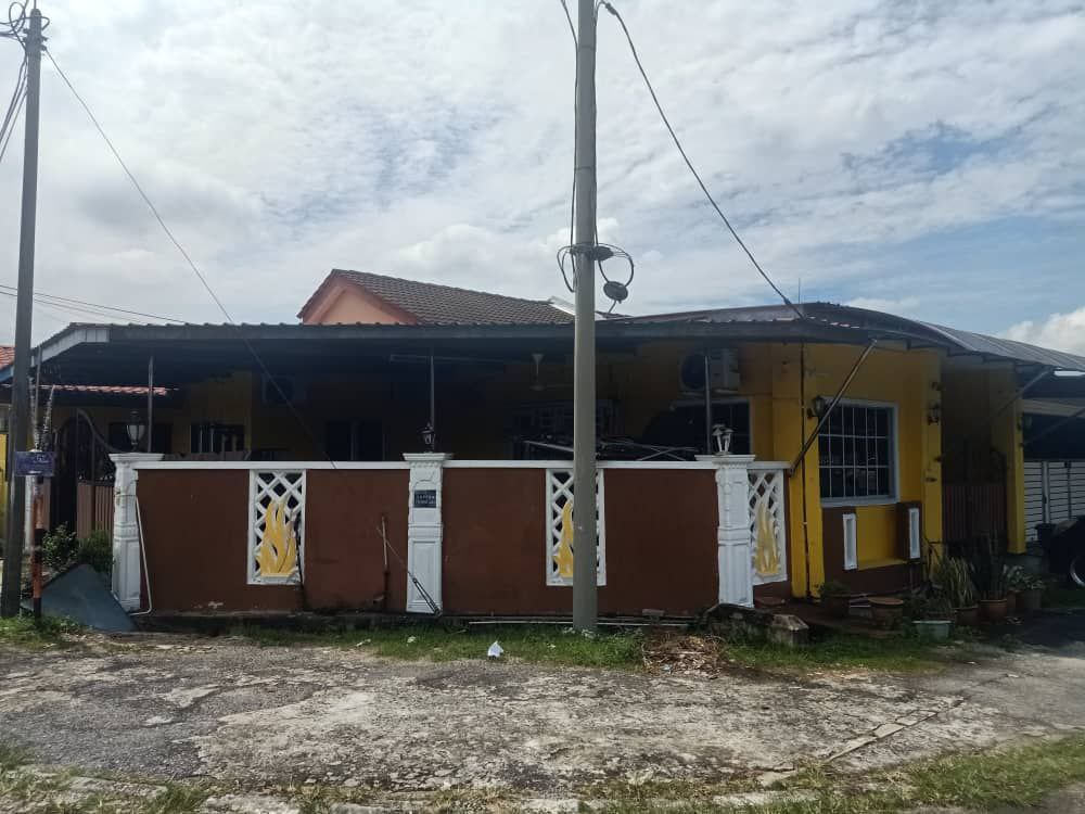 SINGLE STOREY CORNER LOT AT KAMUNTING FOR SALE image