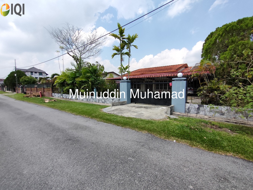 Single Storey Bungalow House at Eastern Garden Teluk Intan Perak image