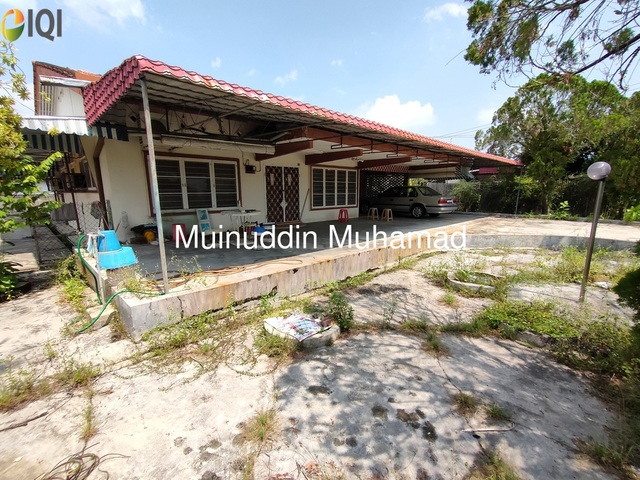 Single Storey Bungalow House at Eastern Garden Teluk Intan Perak image