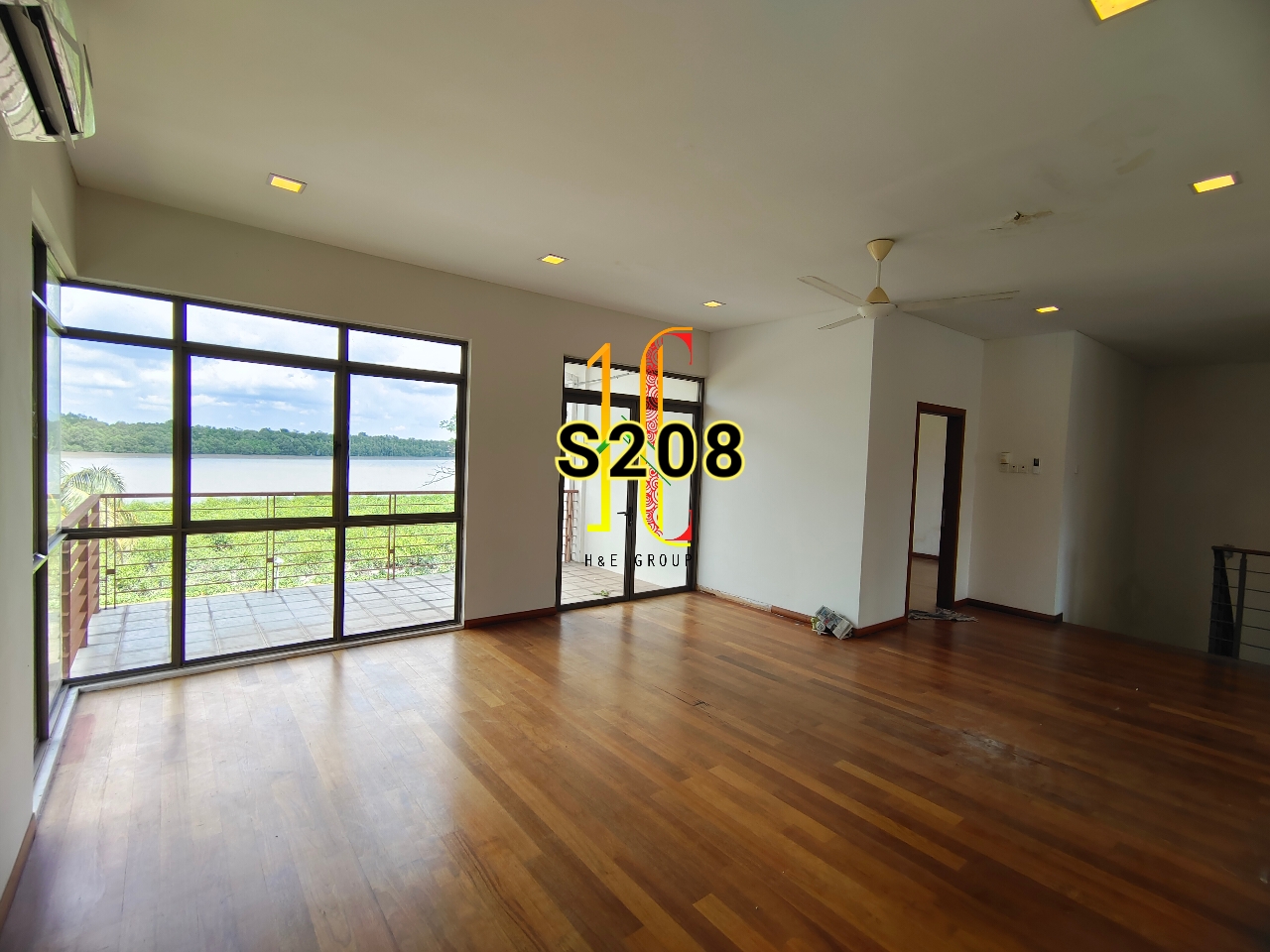 Glenmarie Cove image