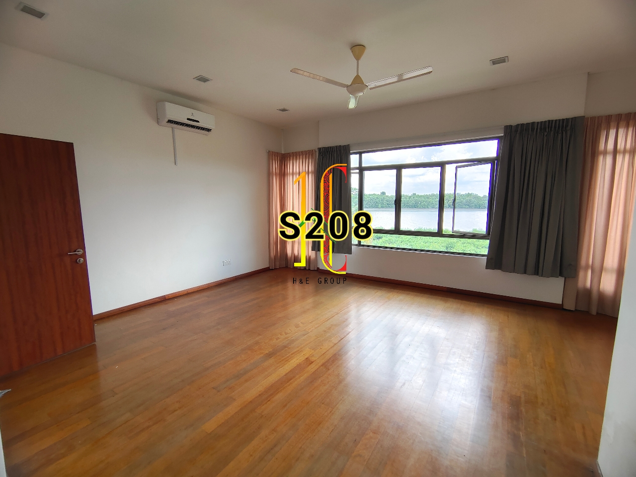 Glenmarie Cove image