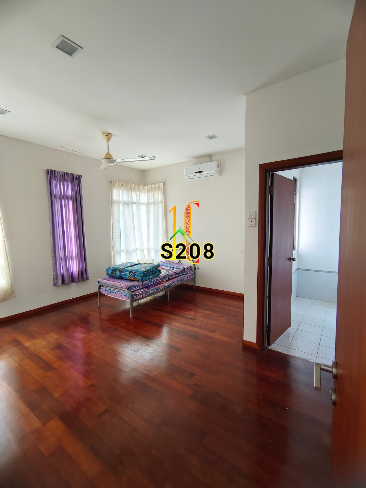 Glenmarie Cove image