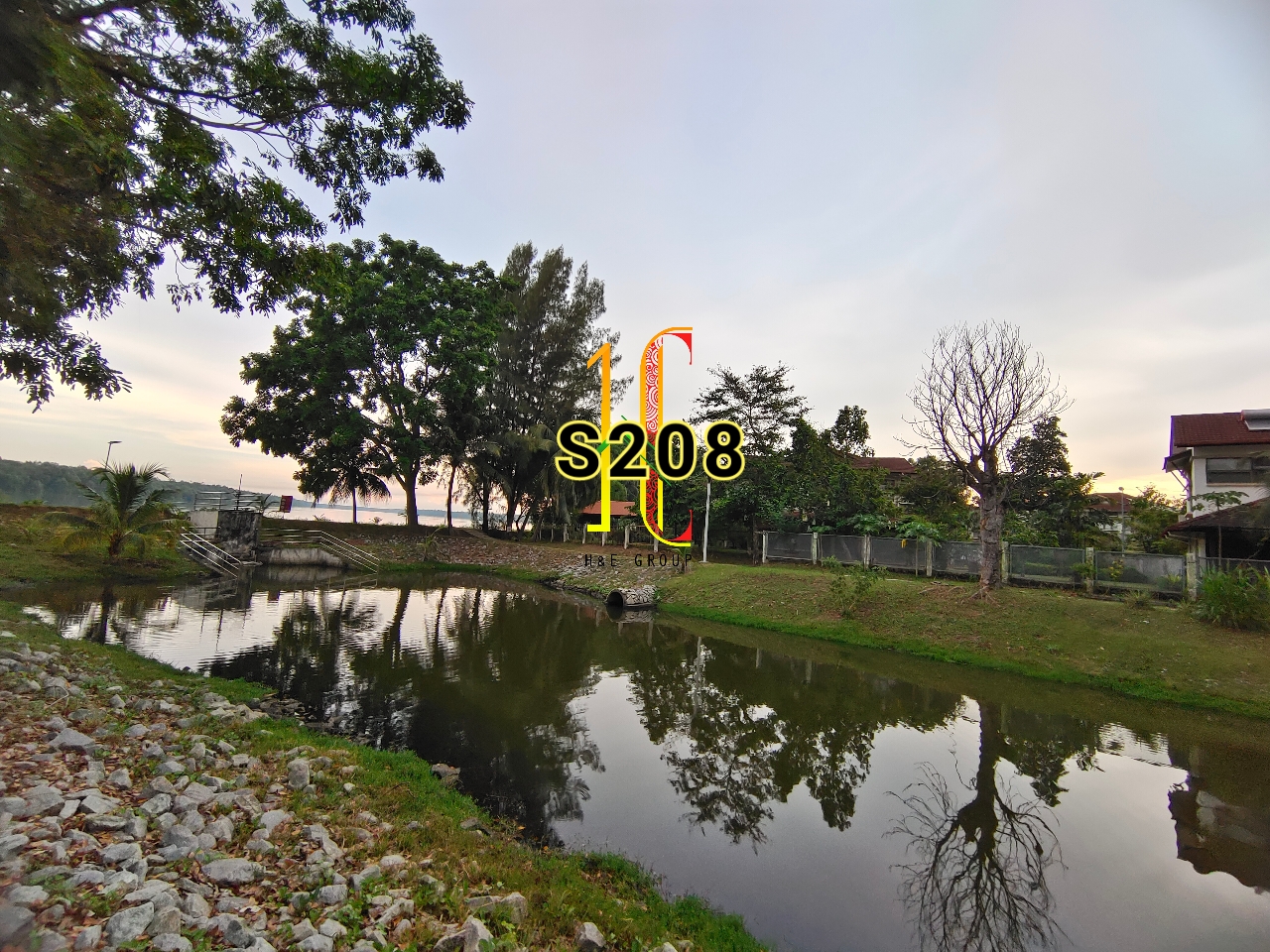 Glenmarie Cove image