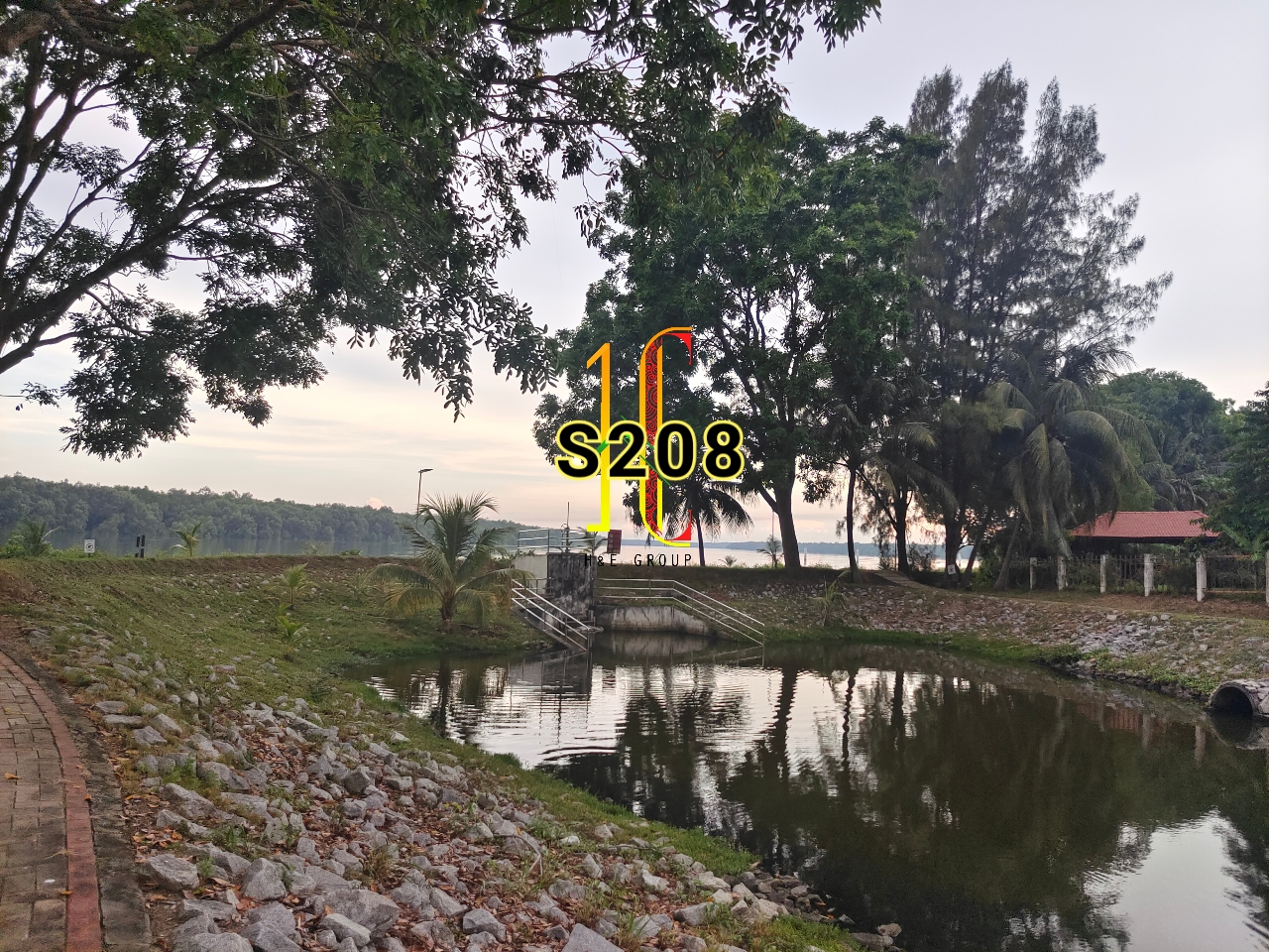 Glenmarie Cove image