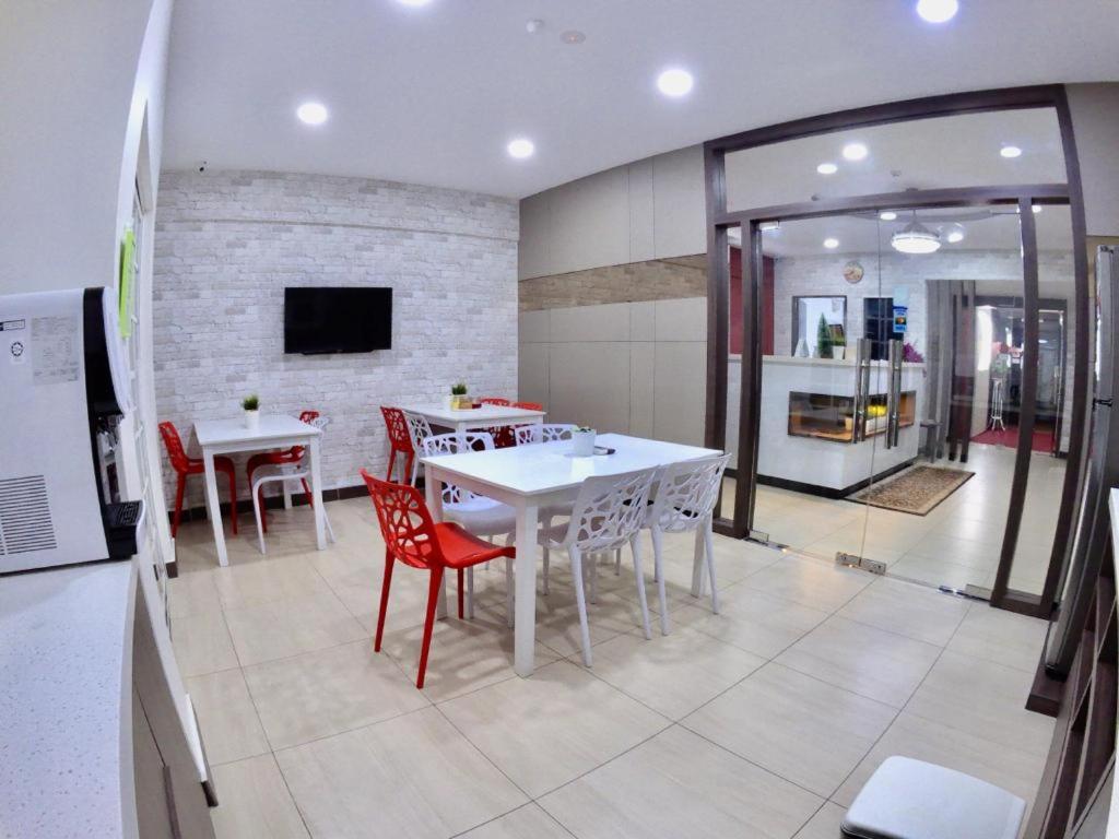 Well maintained boutique Hotel at CBD1 Cyberjaya  image