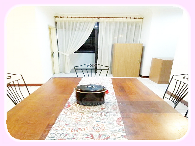 Maxwell Towers image