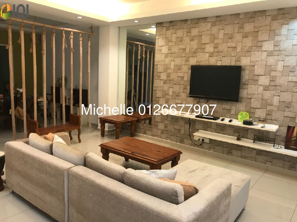 Large Built-up|Renovated|3-storey| NADAYU92, BORDER KAJANG/BANGI image