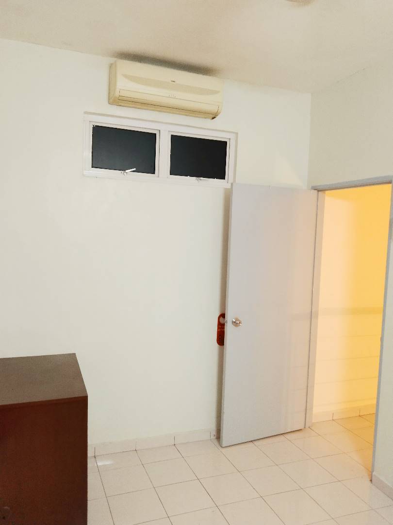 TAMAN KULIM SQUARE image