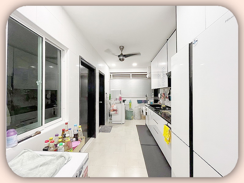 Armanee Terrace 2 image