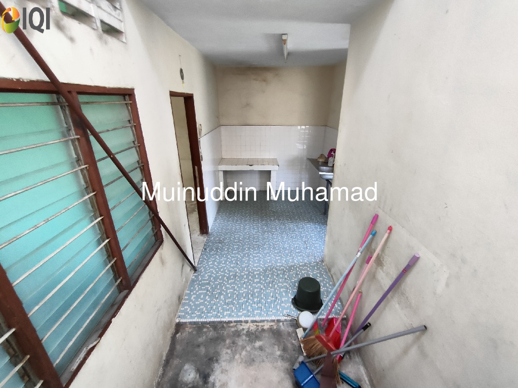 Corner Lot Taman Tun Sambathan Sungai Siput Perak image