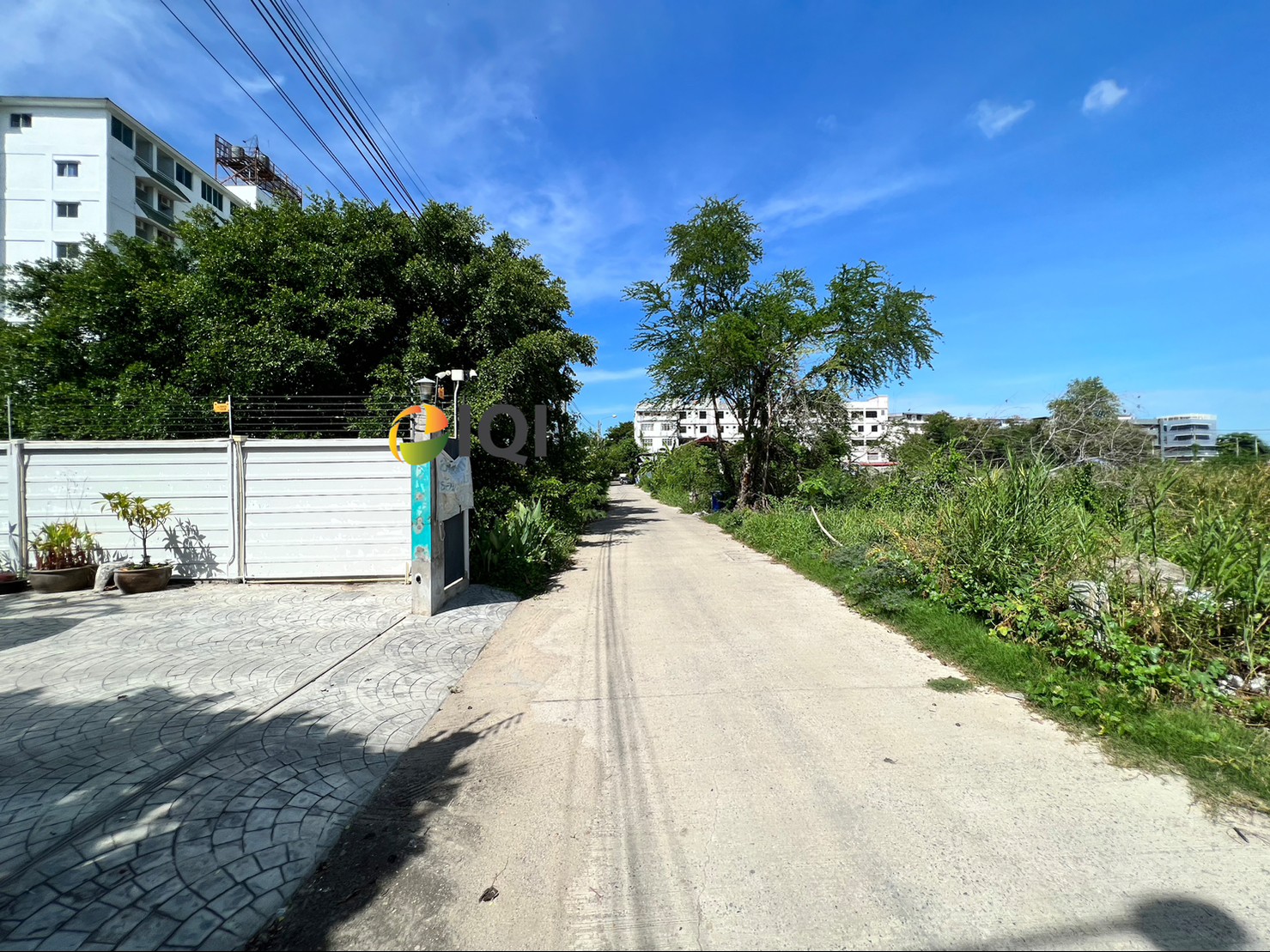 Sale and Rent own built single storey house at the entrance of Soi Bearing 58 image