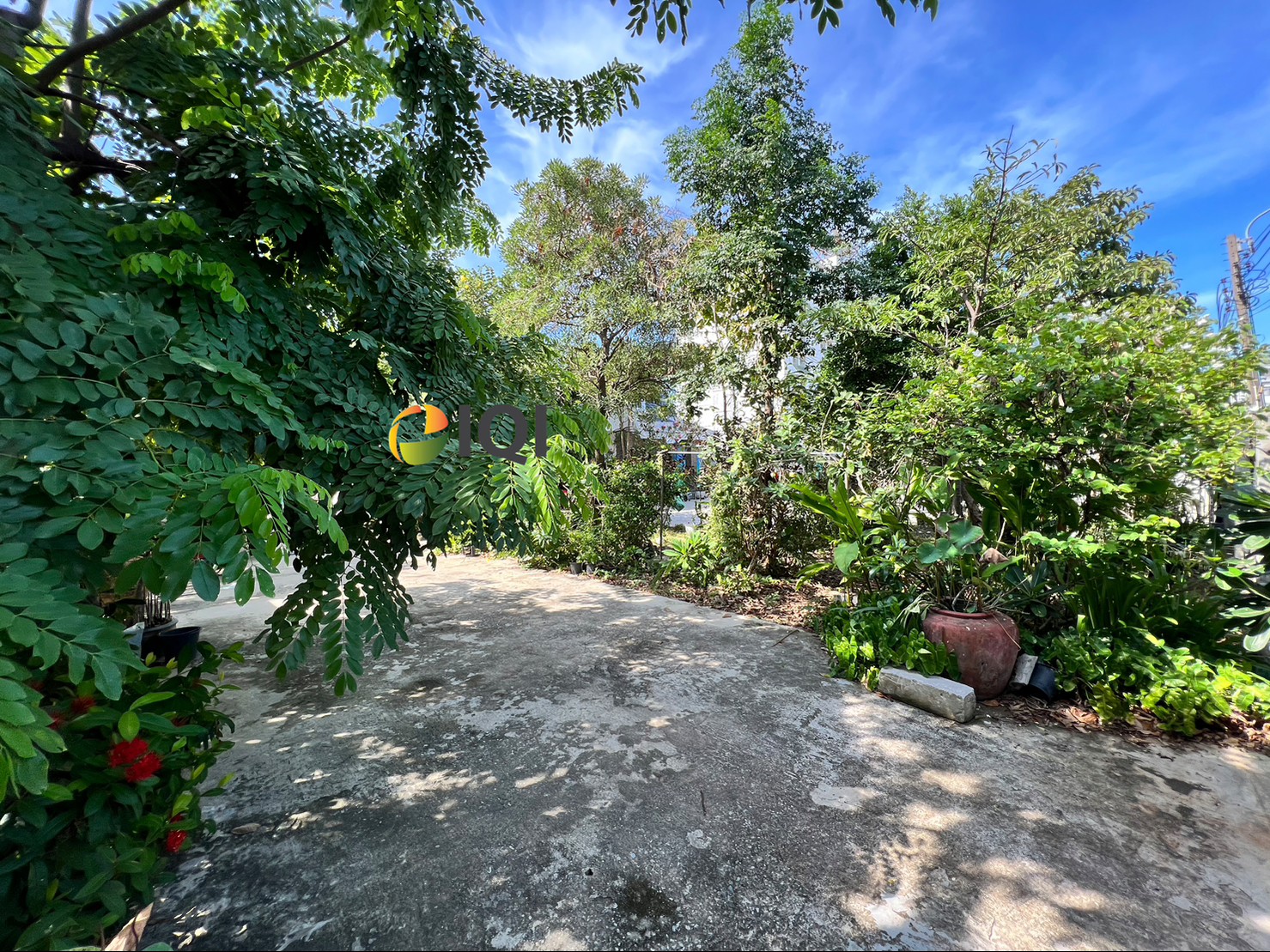 Sale and Rent own built single storey house at the entrance of Soi Bearing 58 image