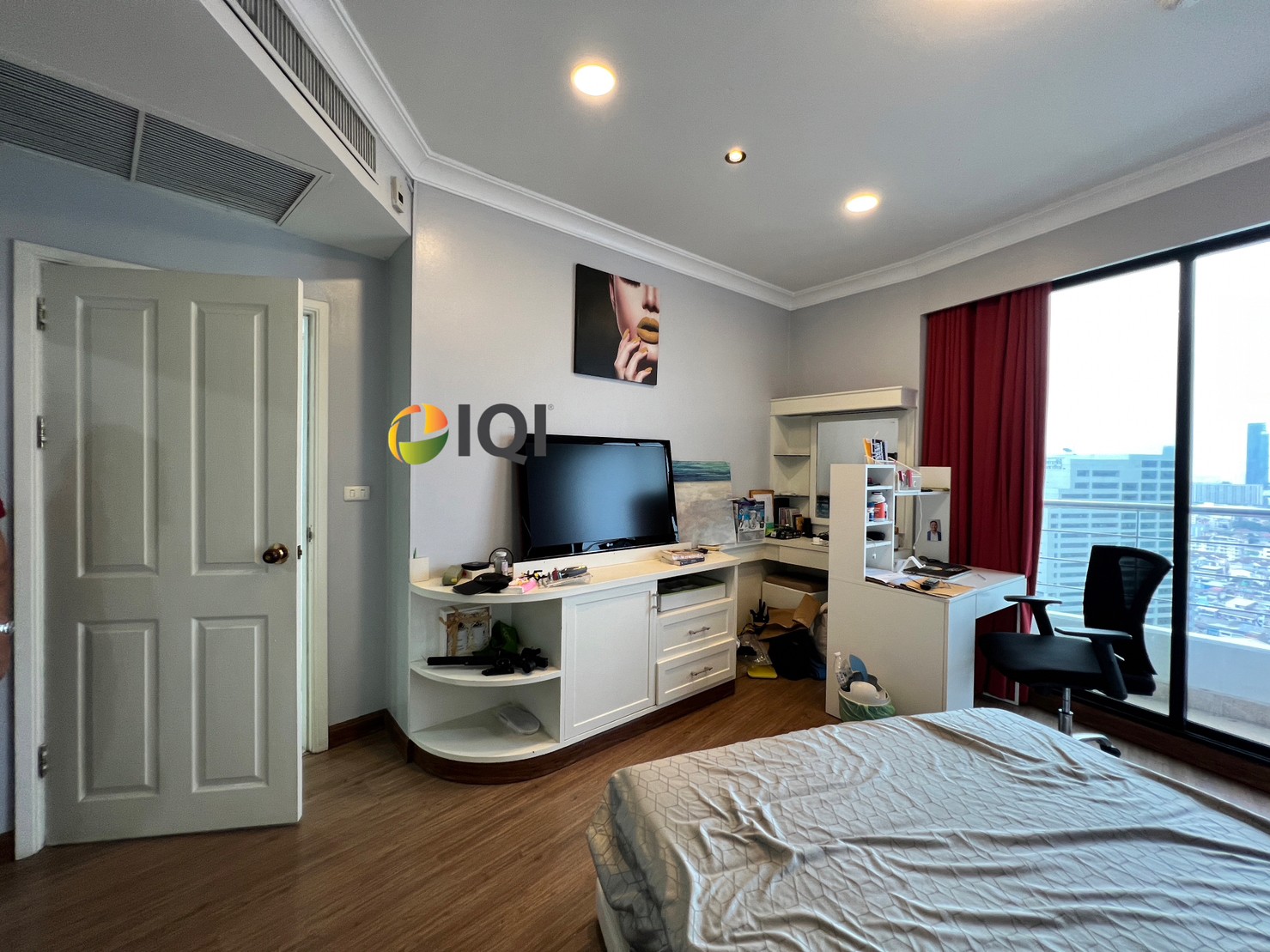 For sale condo Supalai Casa Riva Fronte 1 image