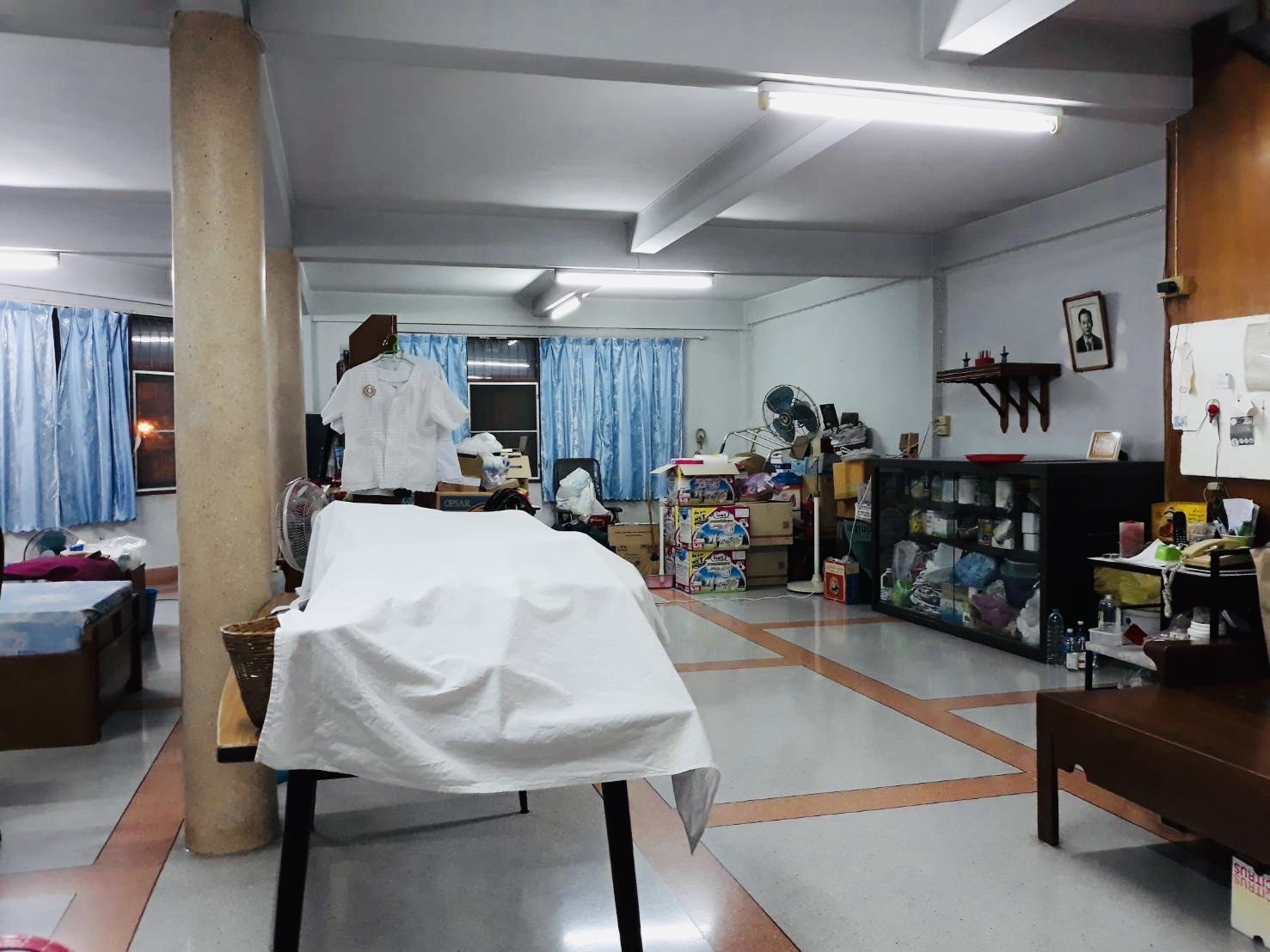 For sale Commercial building 5 storey, 2 booths image