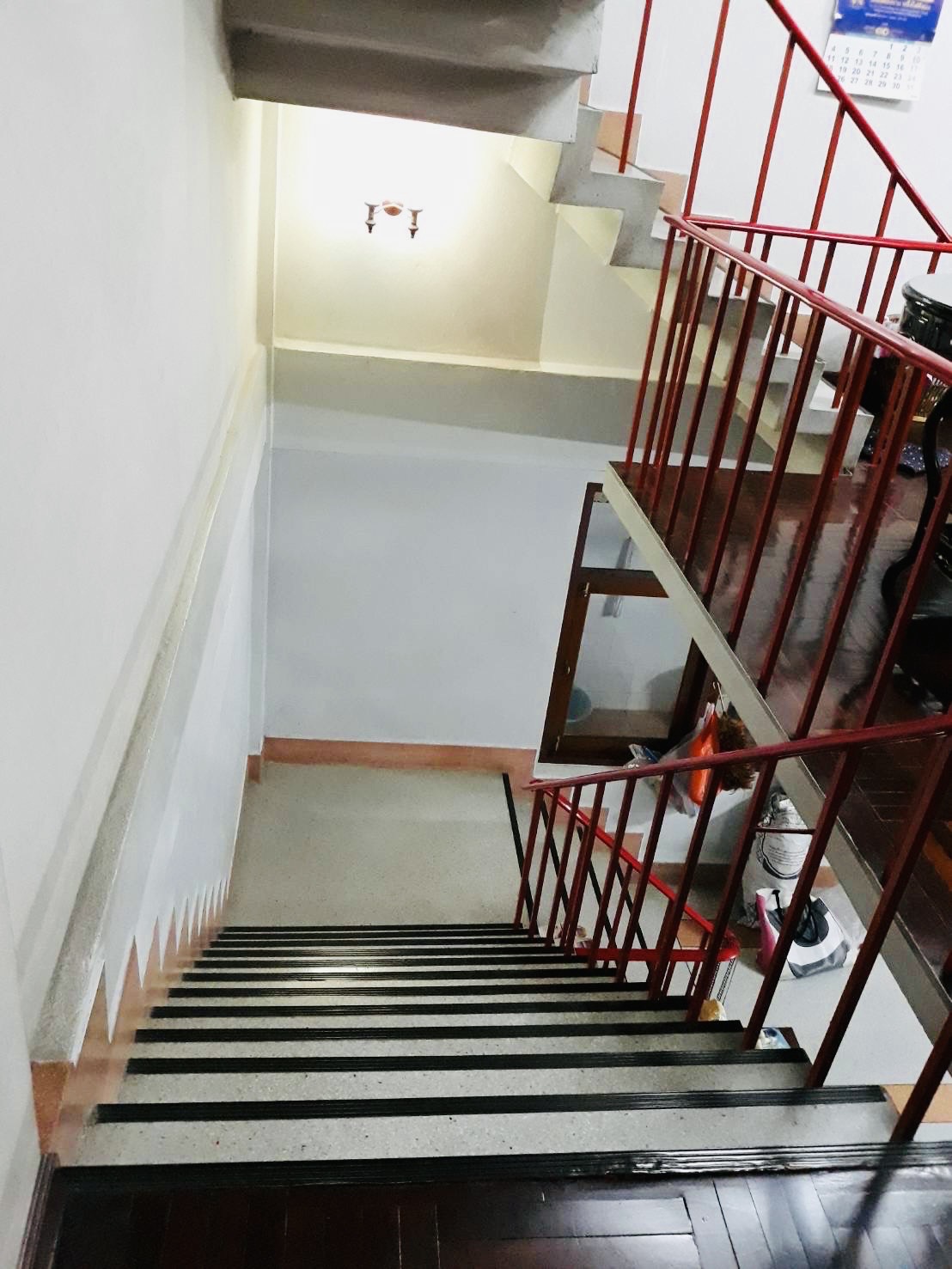 For sale Commercial building 5 storey, 2 booths image