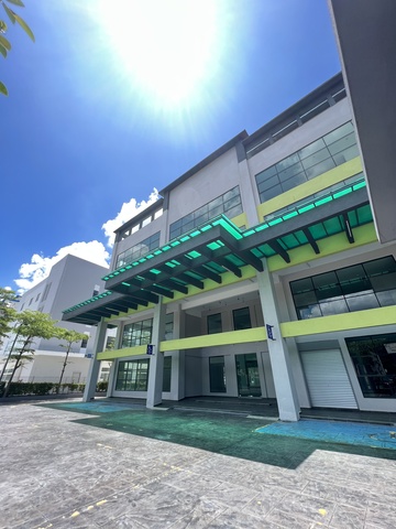 Seremban 2 , Commercial Building 5 Storey  Warehouse Showroom Negeri Sembilan photo