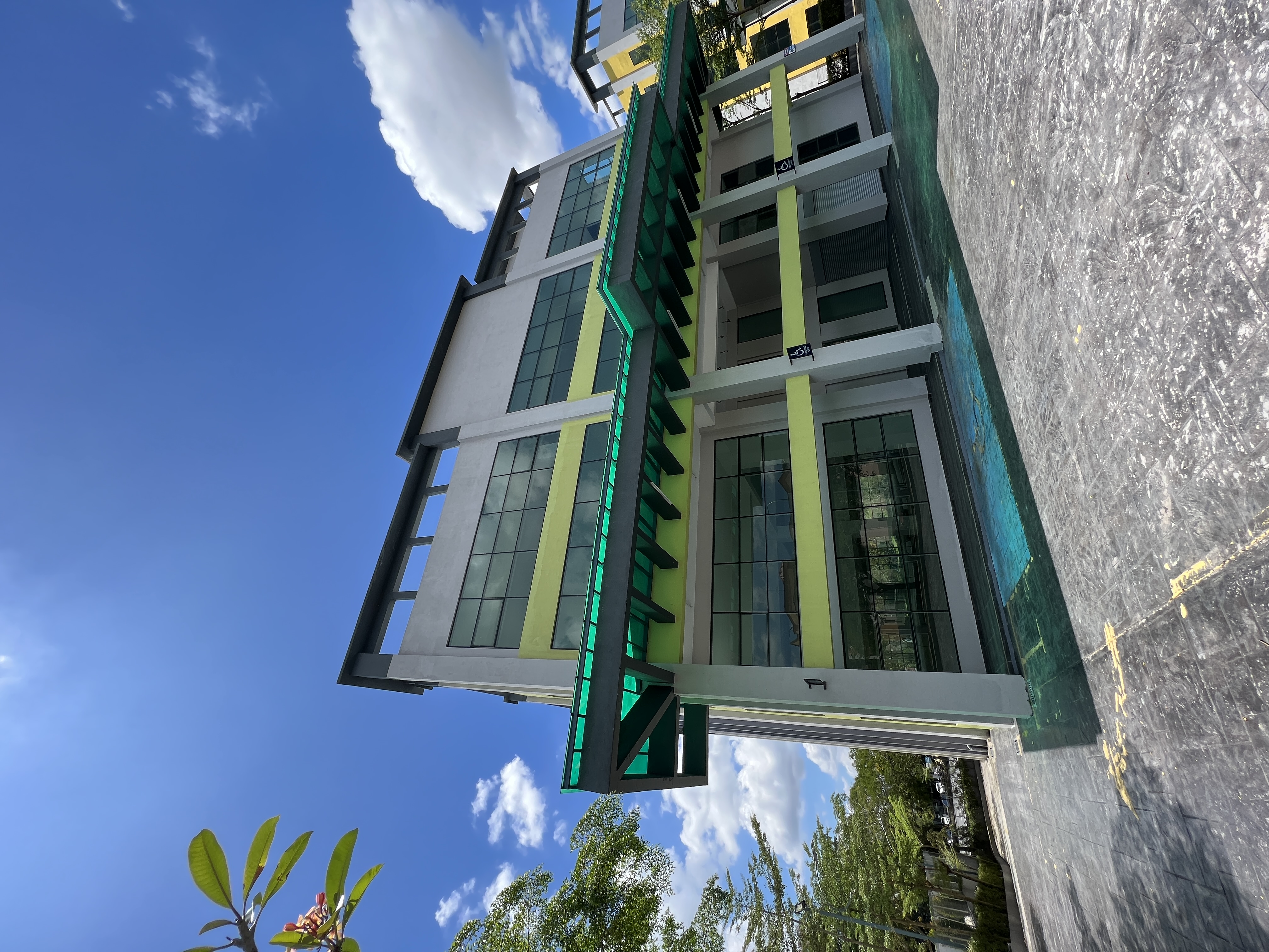 Seremban 2 , Commercial Building 5 Storey  Warehouse Showroom Negeri Sembilan image