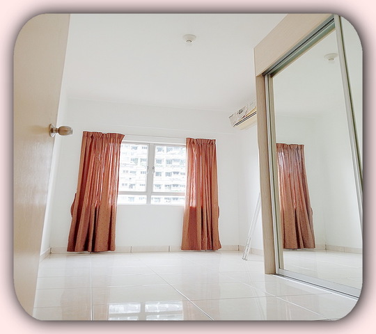 Perdana View Condominium image