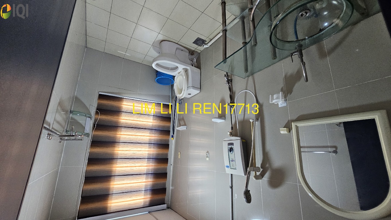 ONE BORNEO TOWER A image