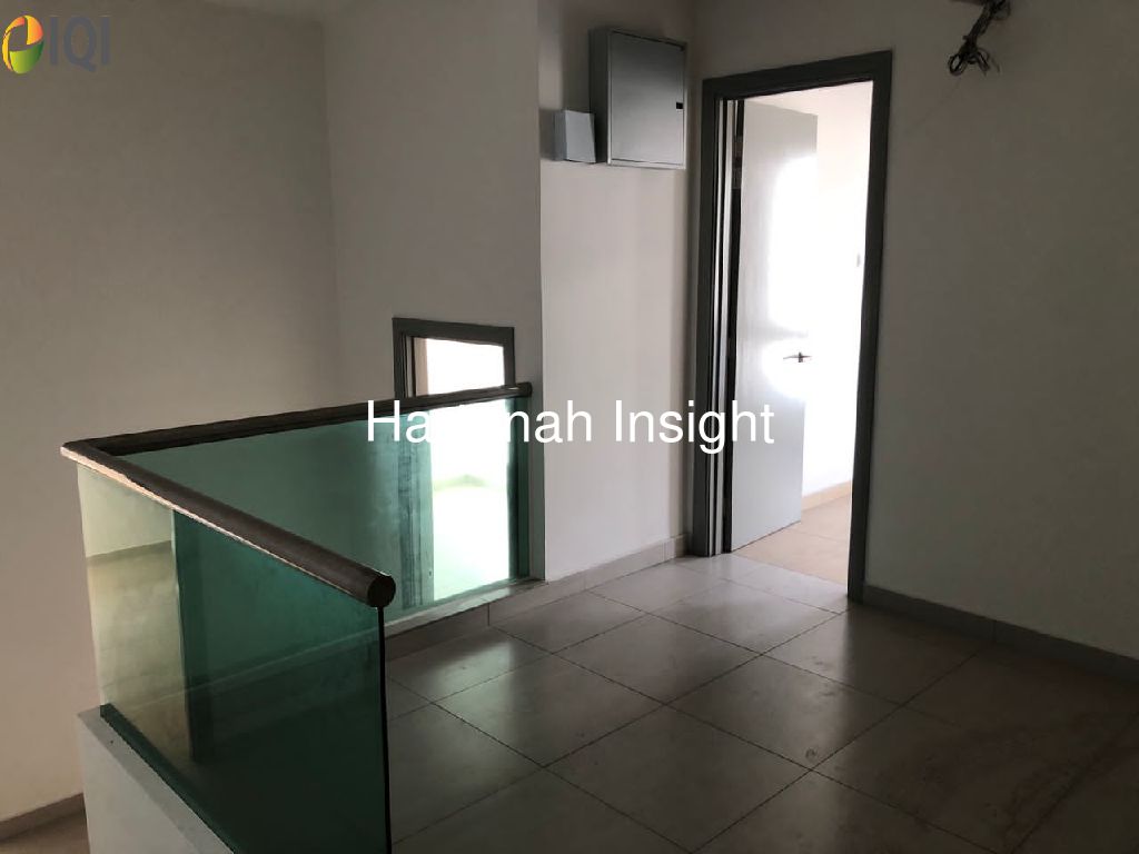 Semi D Intermediate D'Island Residence Puchong For Sale image