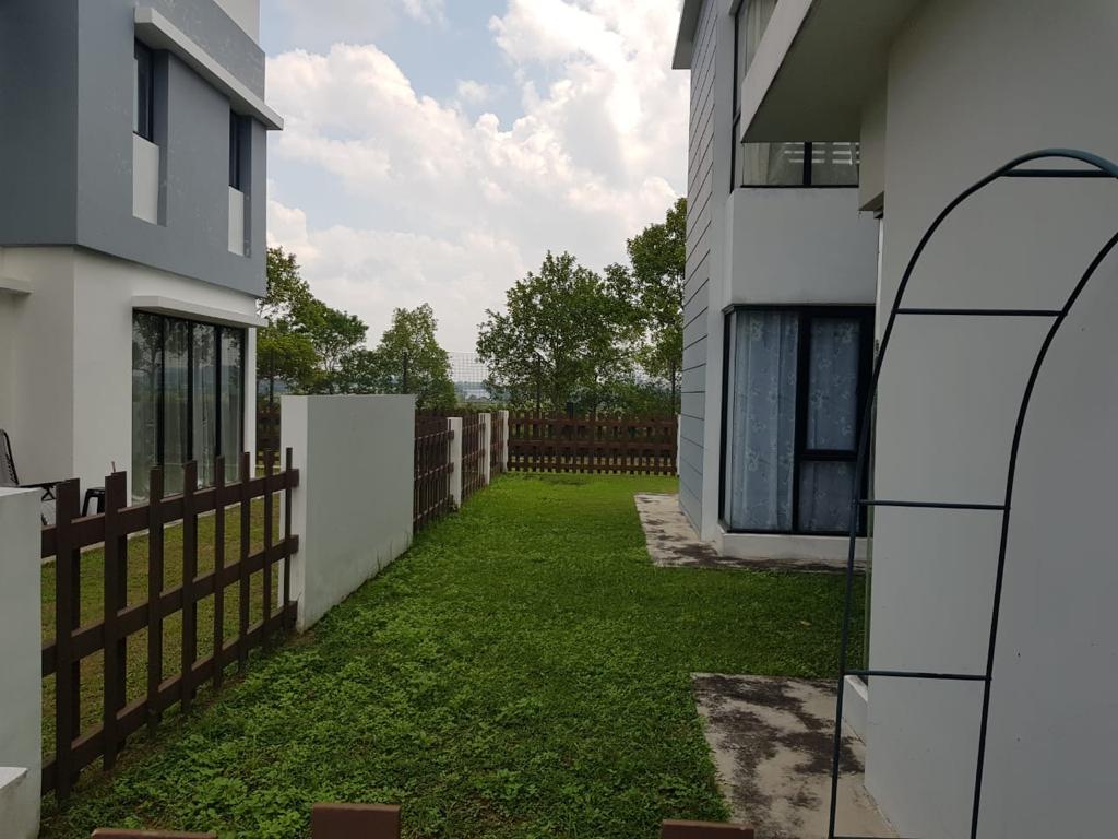 2-storey Semi D|SETIA ECOHILL|KAJANG SOUTH| SELANGOR image