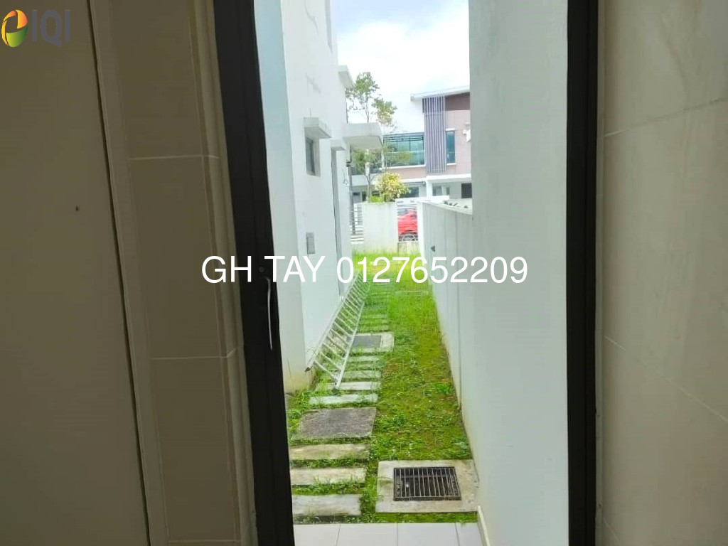 2 Storey Semi D  Citrina Residency Alam Impian Shah Alam image