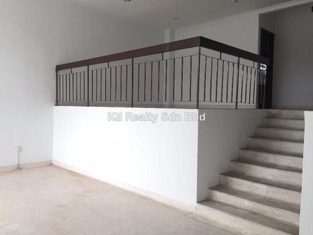 3-sty Terrace/Link House, Jalan Kesuma 6, Taman Kesuma, Ampang, Selangor image
