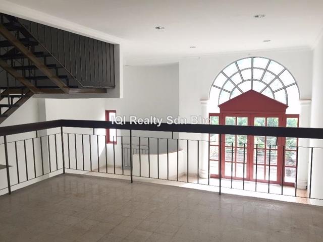 3-sty Terrace/Link House, Jalan Kesuma 6, Taman Kesuma, Ampang, Selangor image