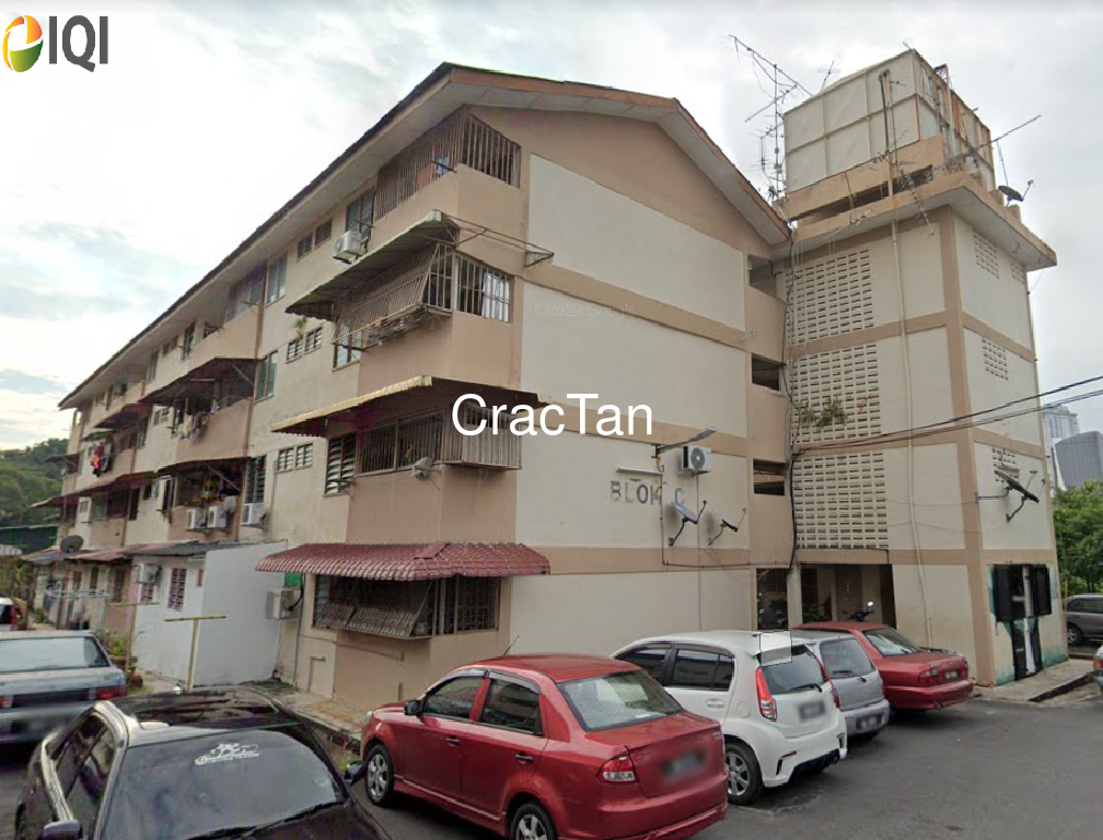 Affordable Below Market Corner Lot Flat at Bandar Hilir for Sale RM110k image