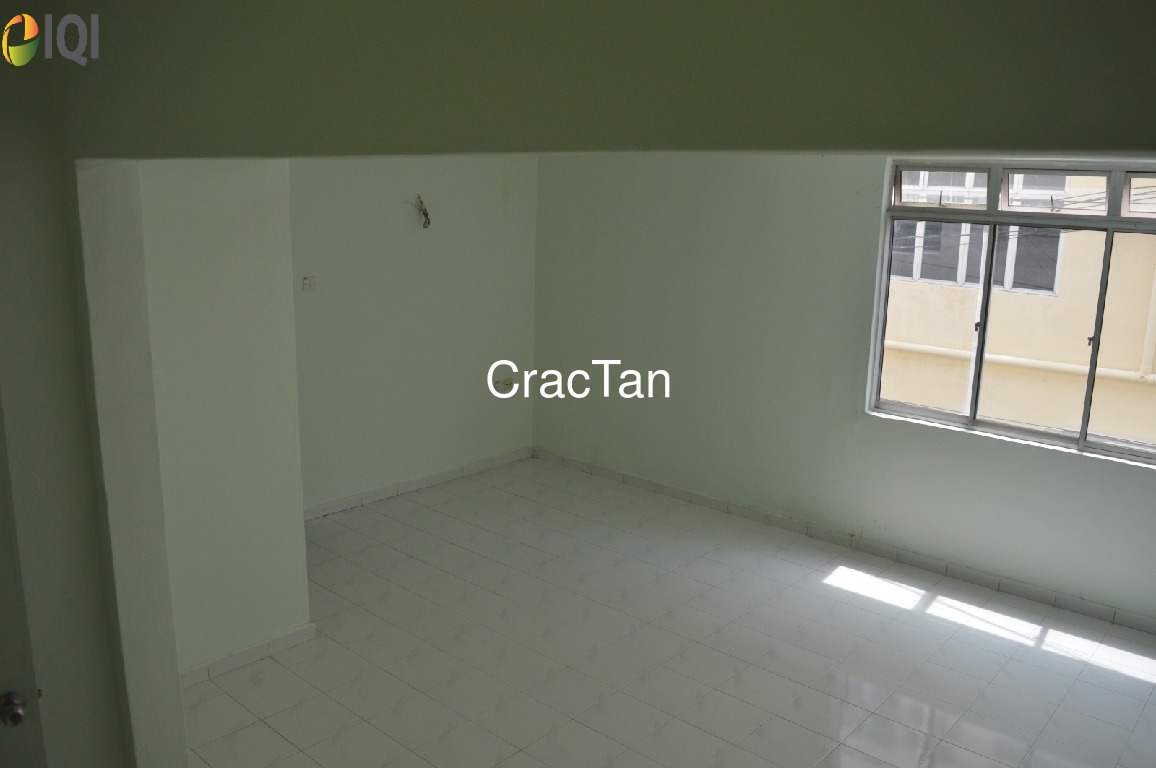 Huge Freehold 3 Storey Terrace House for Sale at Ujong Pasir image