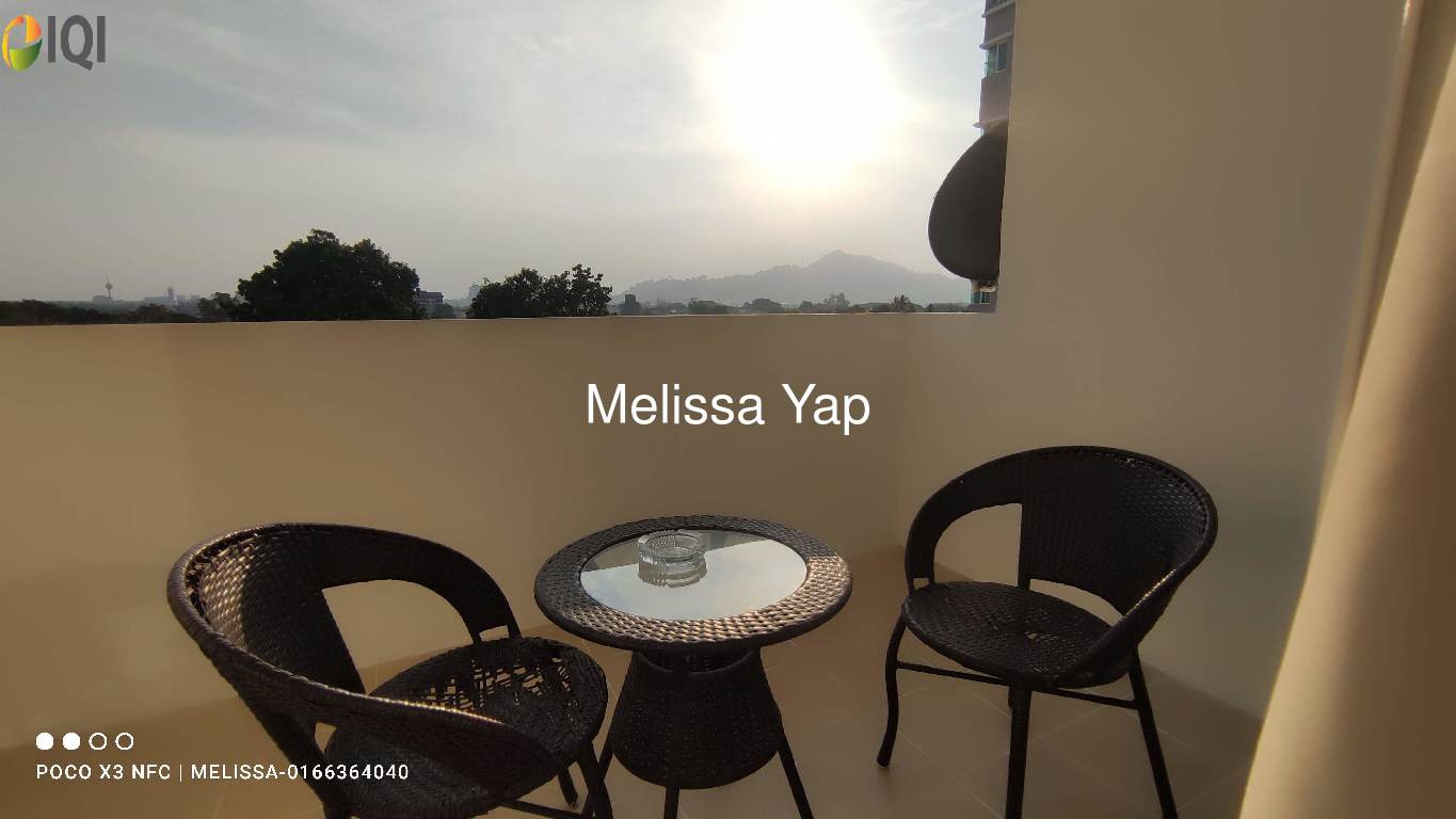 D'Embassy Suites image